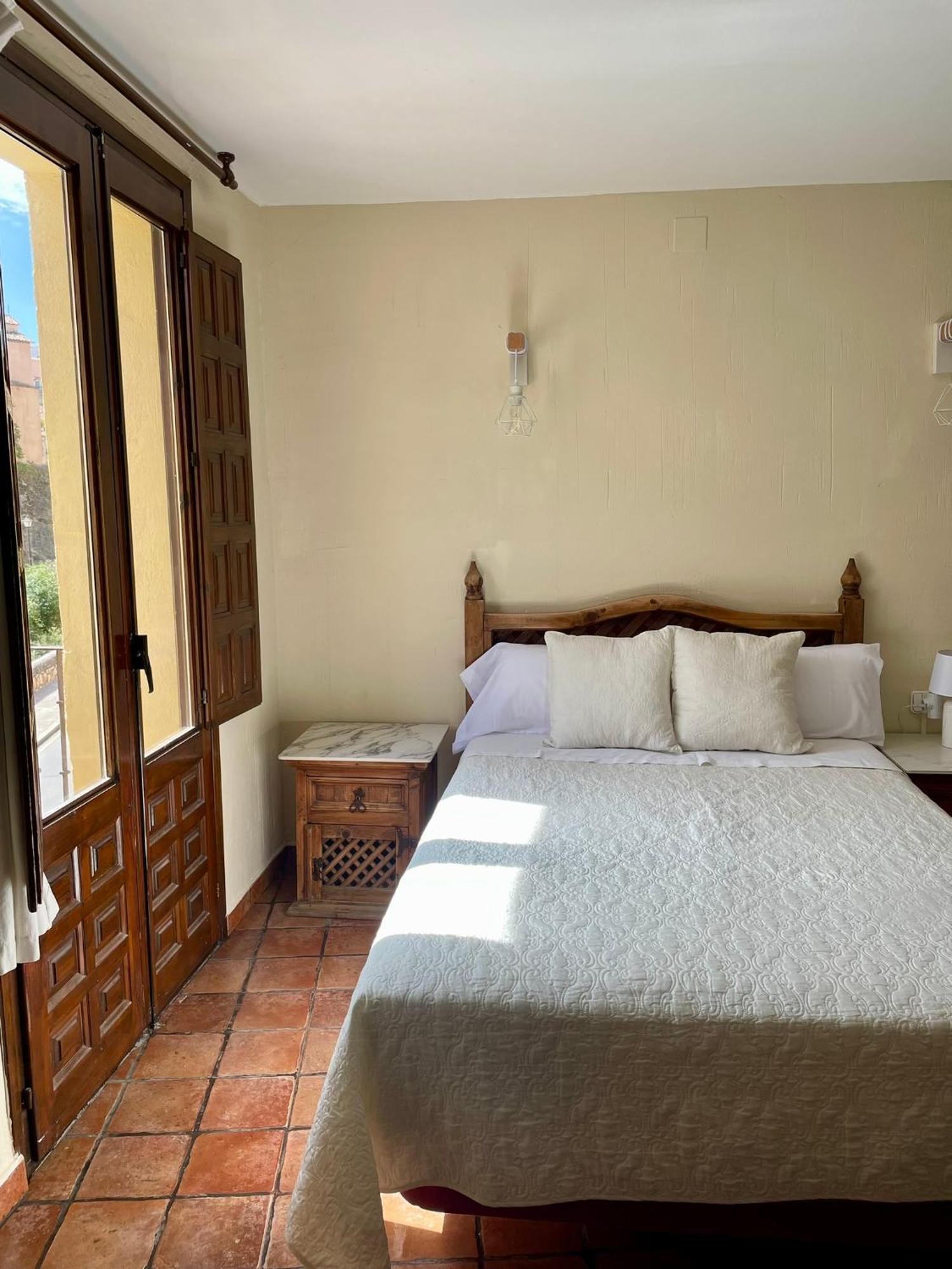 Hostal Posada Huecar Куэнка Экстерьер фото